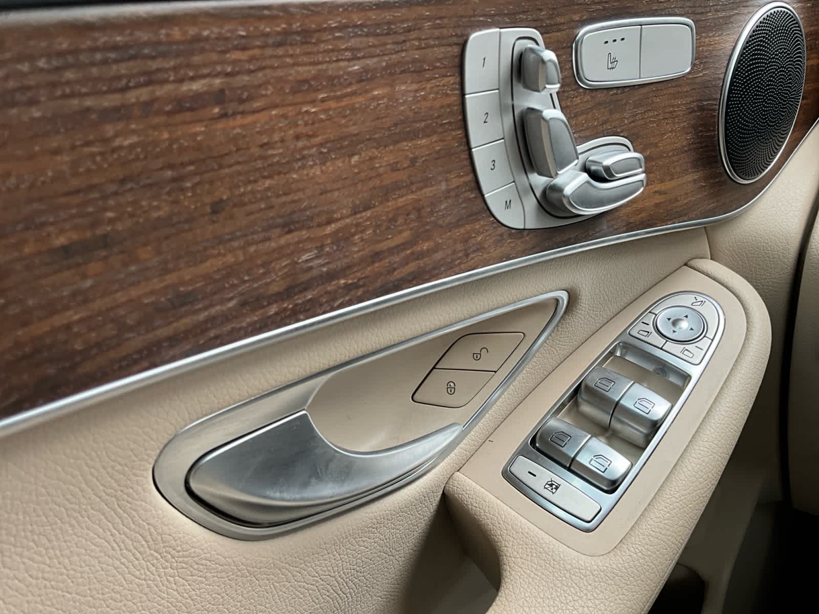 2021 Mercedes-Benz GLC 300 GLC 300