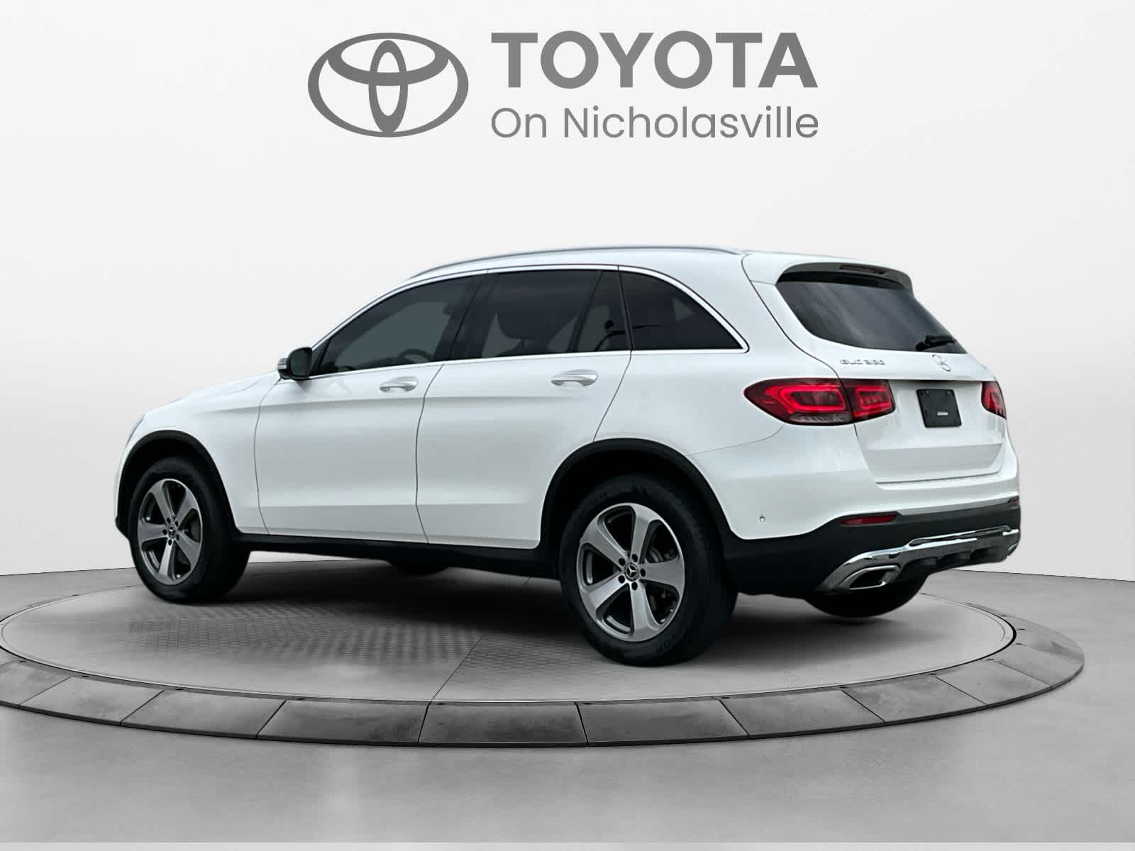 2021 Mercedes-Benz GLC 300 GLC 300