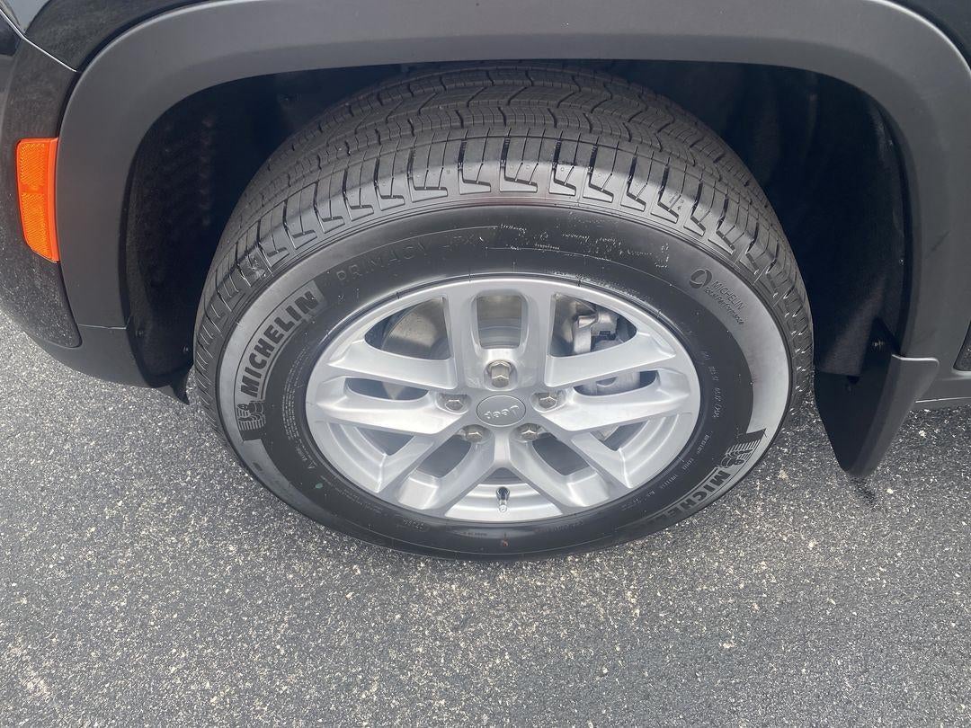 2025 Jeep Grand Cherokee Laredo X