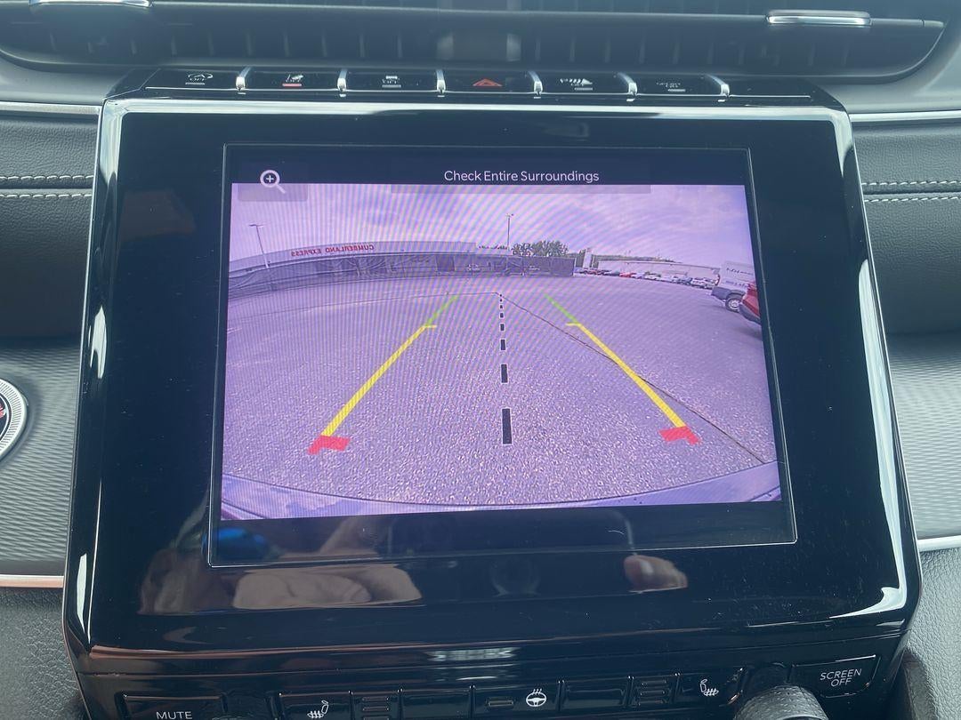 2025 Jeep Grand Cherokee Laredo X