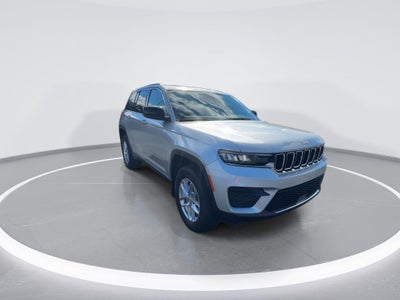 2025 Jeep Grand Cherokee Laredo X