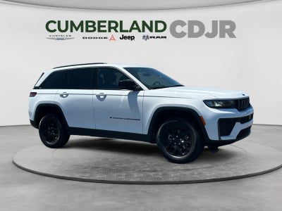 2026 Jeep Grand Cherokee Laredo Altitude
