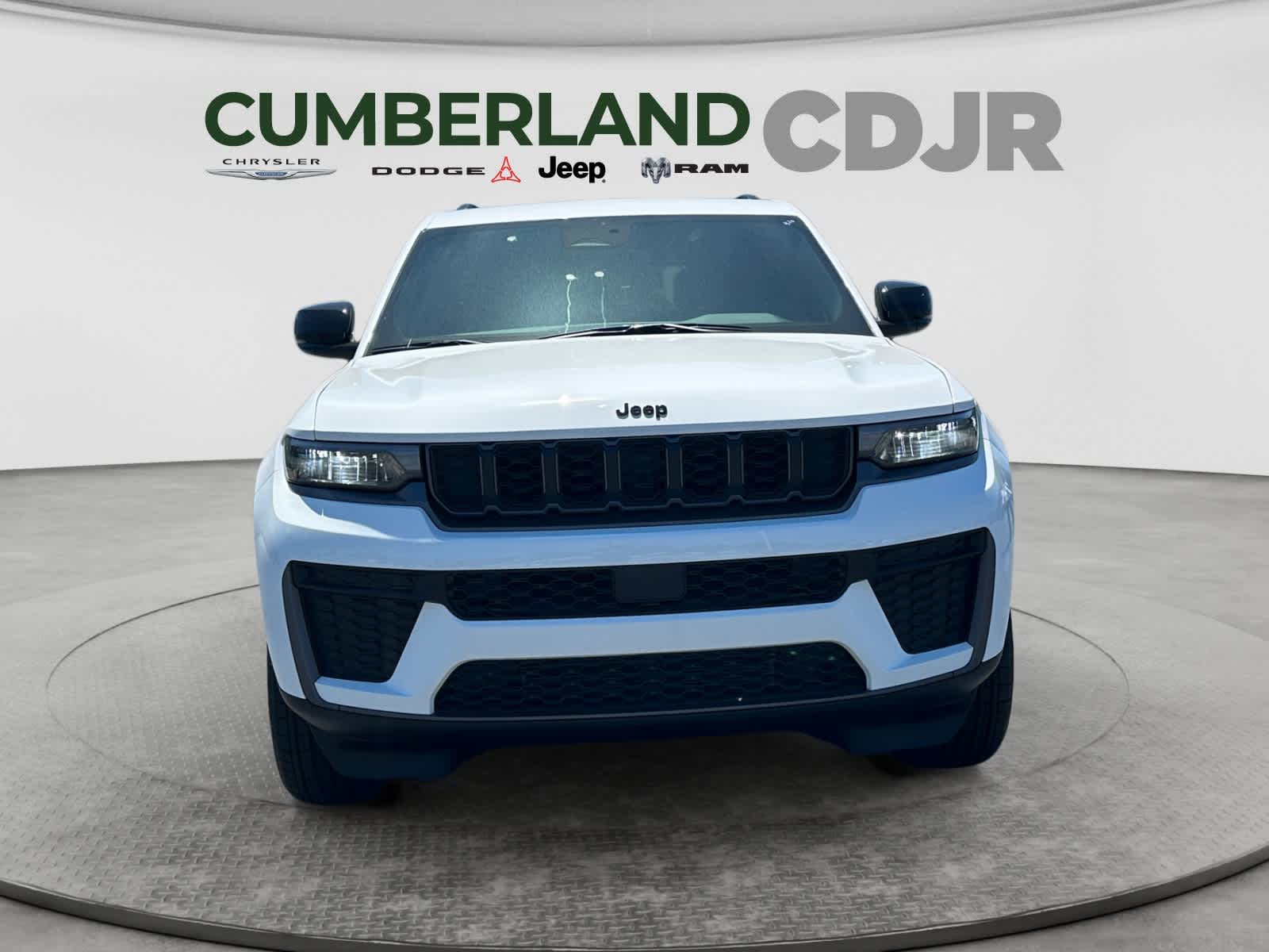 2026 Jeep Grand Cherokee Laredo Altitude