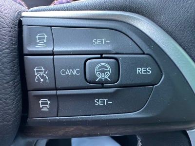 2026 Jeep Grand Cherokee Laredo Altitude