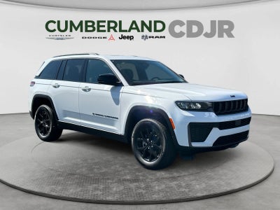 2026 Jeep Grand Cherokee Laredo Altitude