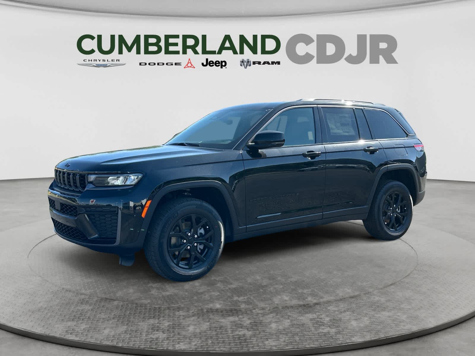 2026 Jeep Grand Cherokee Laredo Altitude