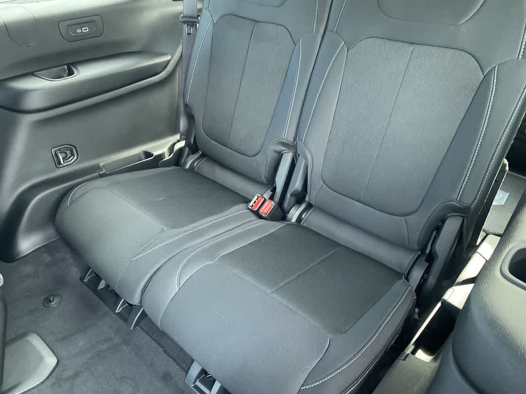 2026 Jeep Grand Cherokee L Laredo X