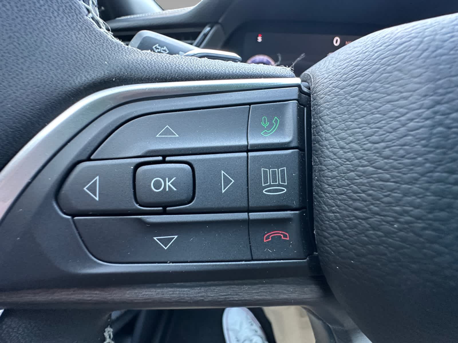 2026 Jeep Grand Cherokee L Laredo Altitude