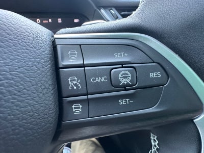 2026 Jeep Grand Cherokee L Laredo Altitude