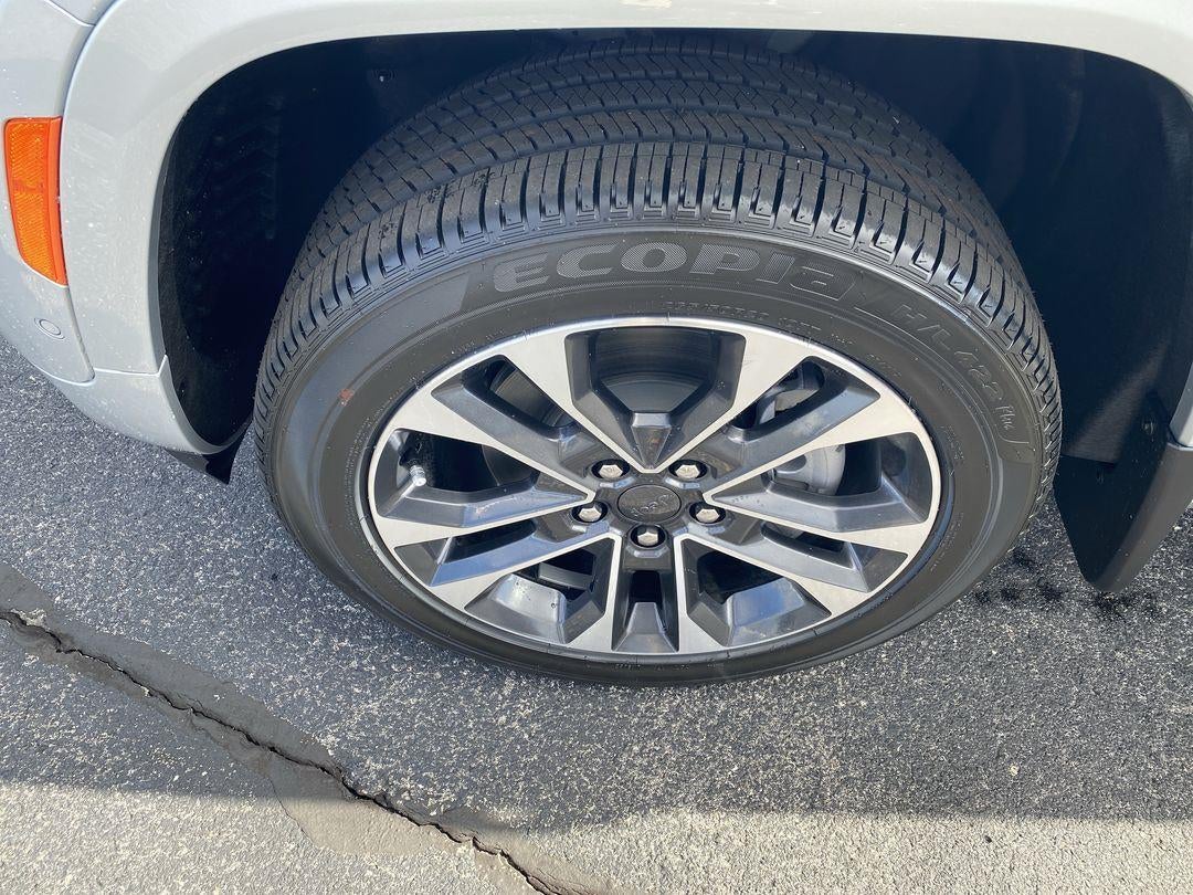 2025 Jeep Grand Cherokee L Overland