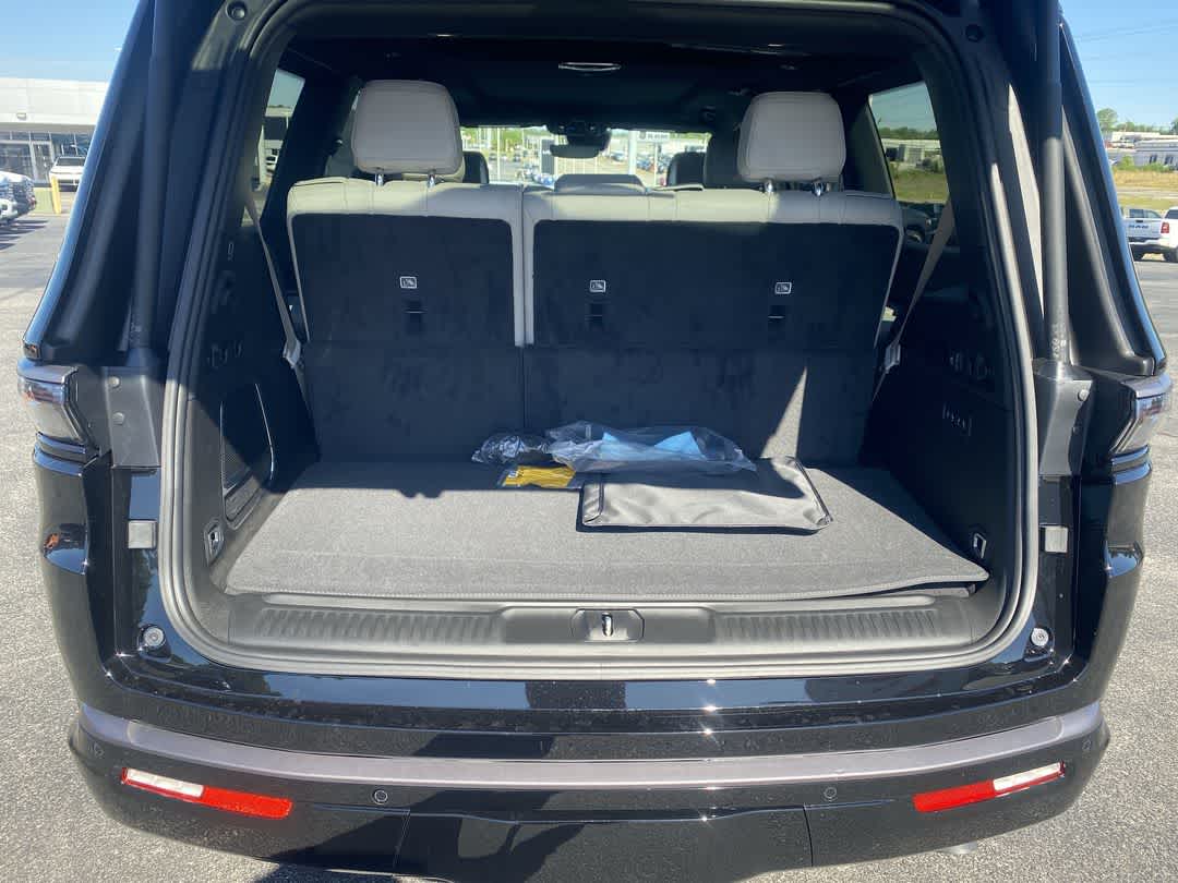 2026 Jeep Grand Wagoneer Limited Reserve