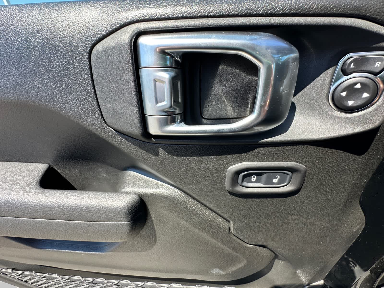 2026 Jeep Gladiator Shadow Ops