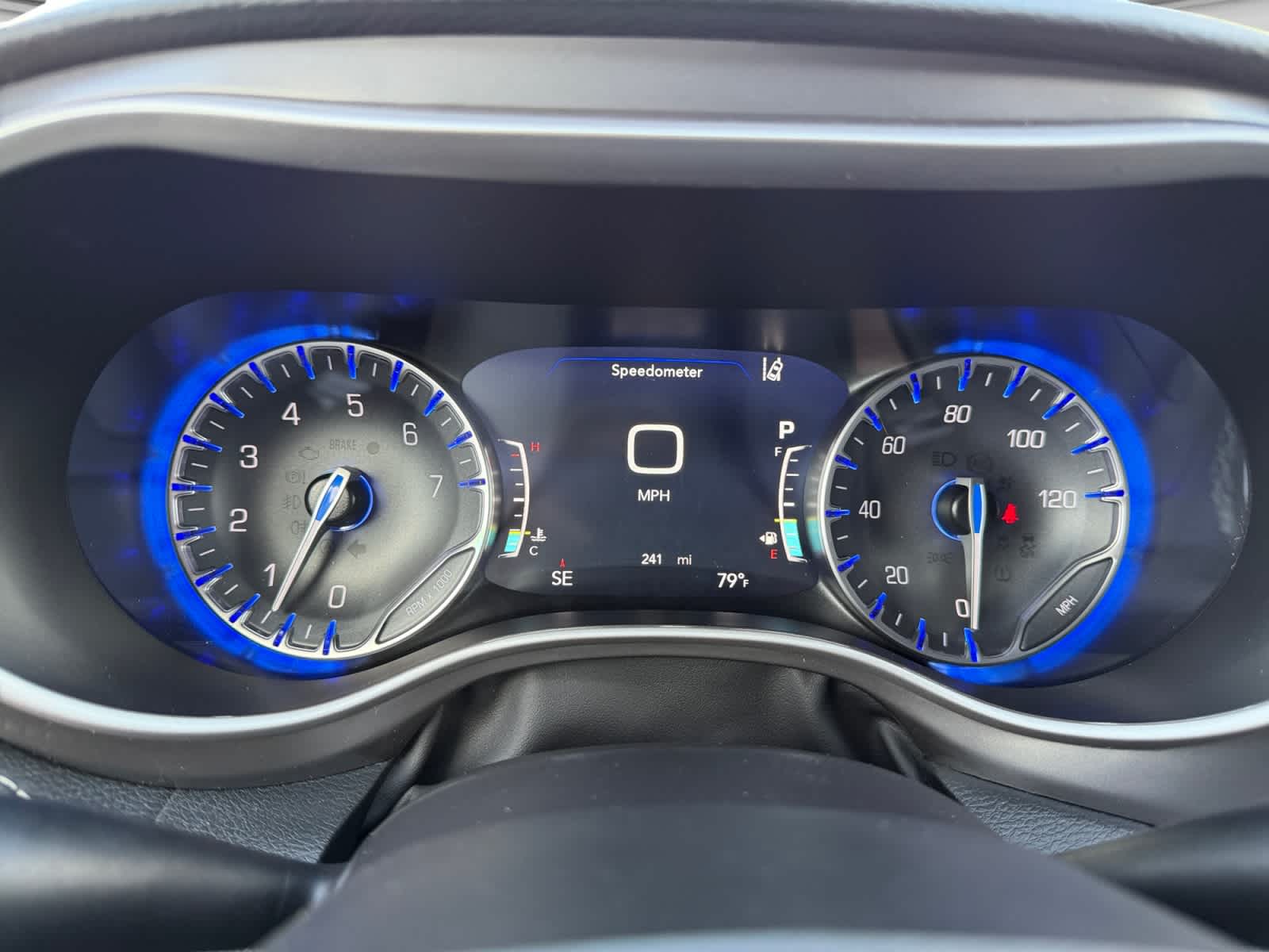2026 Chrysler Pacifica Select