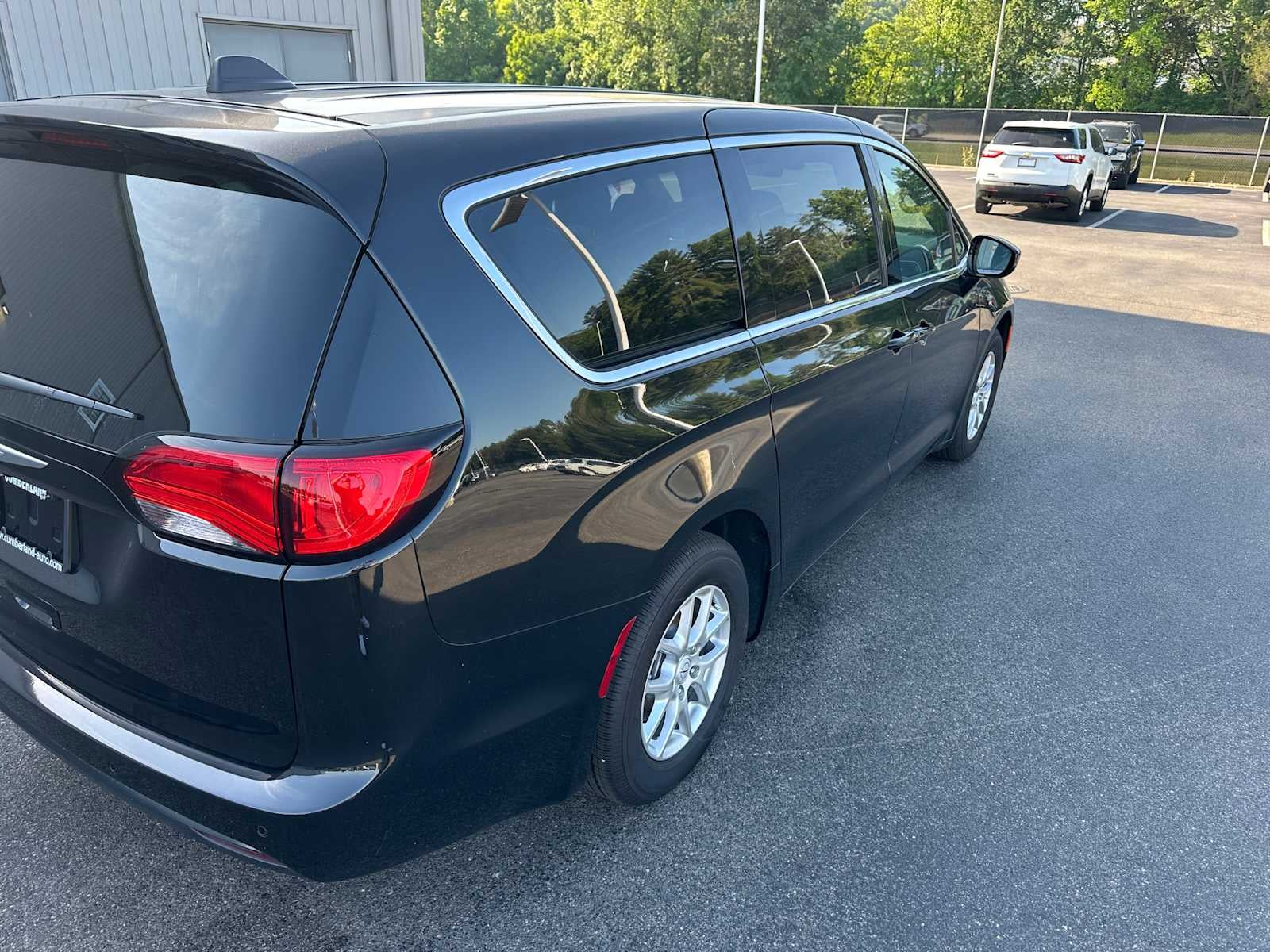 2026 Chrysler Voyager LX