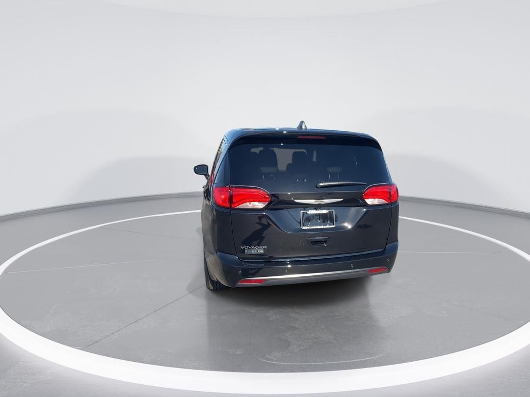 2026 Chrysler Voyager LX