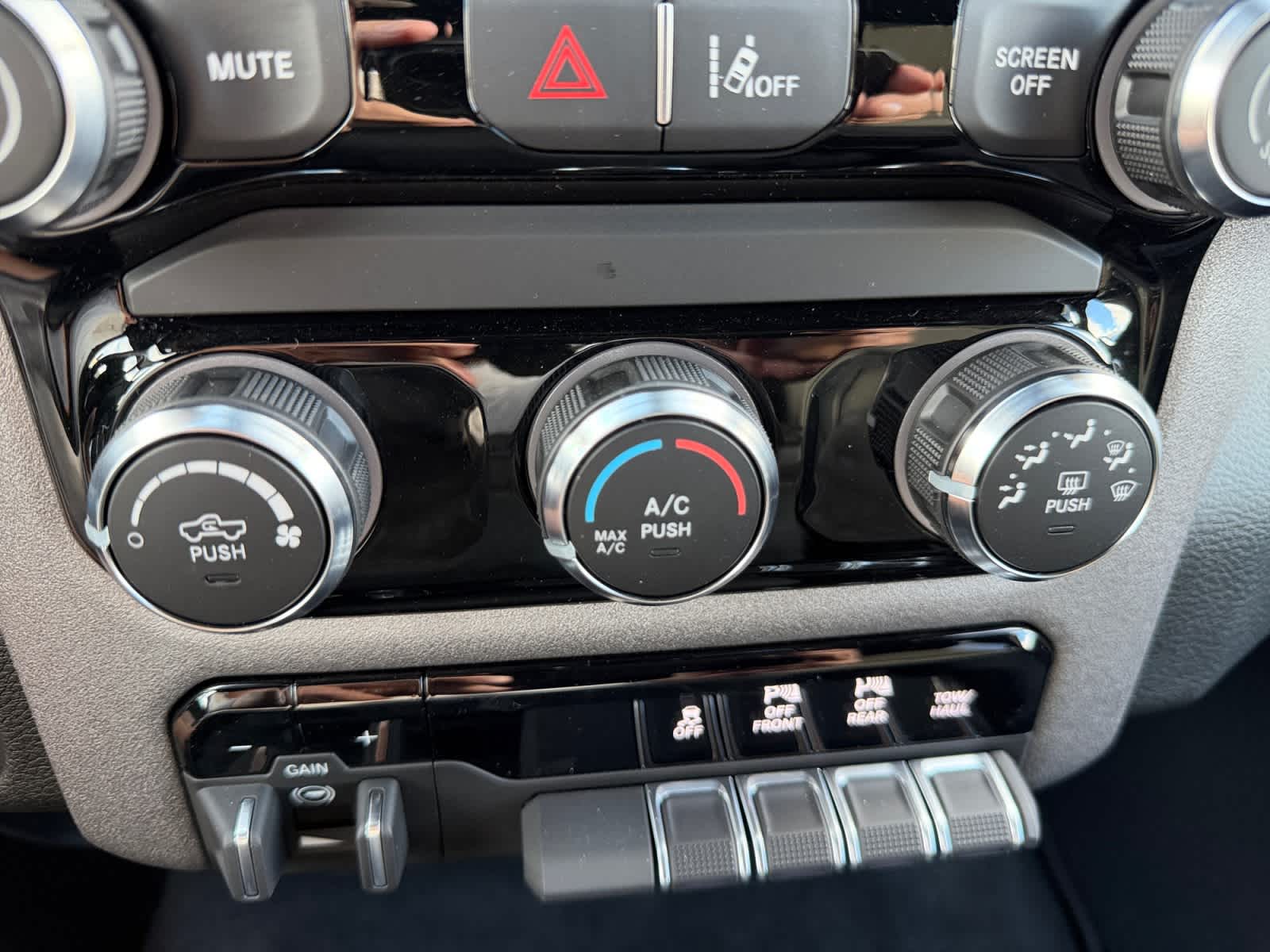 2026 RAM 1500 Express